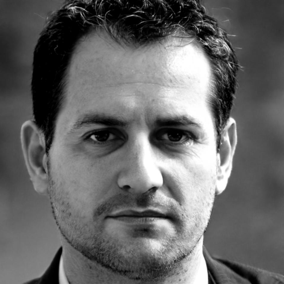 Porträt von Risikomanagement-Spezialist Tobias Neumann